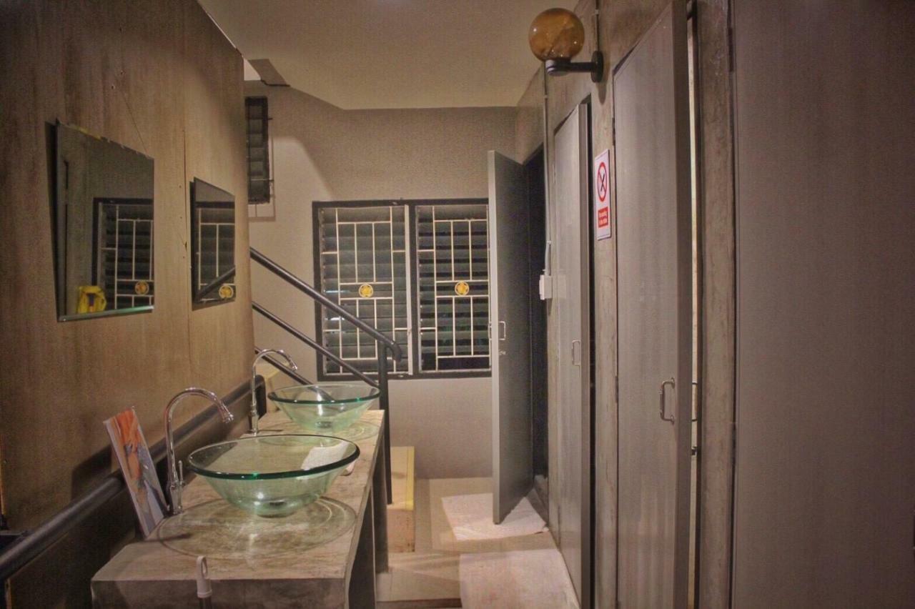 Ok Chic Phuket Hostel Eksteriør billede